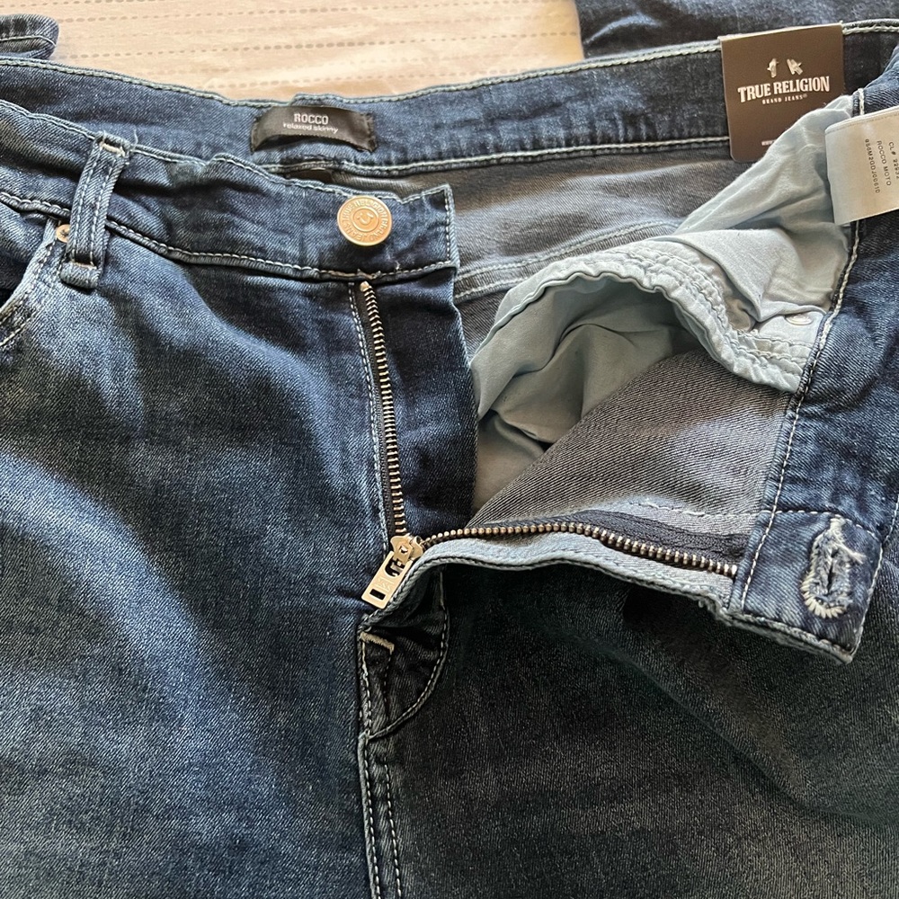 True Religion 36 Rocco Relaxed Skinny Jeans - Picture 9 of 16